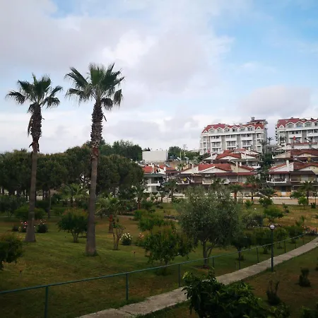 Vakantiehuis Guendogdu Tatil Sitesinde Dubleks Villa *