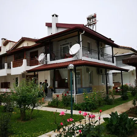 Guendogdu Tatil Sitesinde Dubleks Villa Vakantiehuis Side