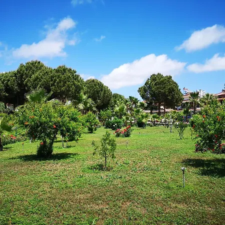 Vakantiehuis Guendogdu Tatil Sitesinde Dubleks Villa *